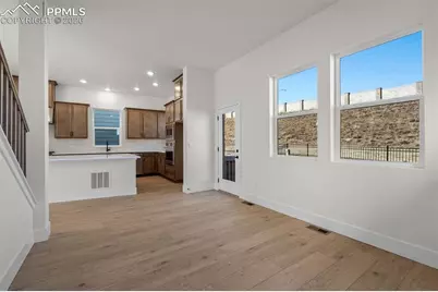 4534 Peak Crest View, Colorado Springs, CO 80918 - Photo 12