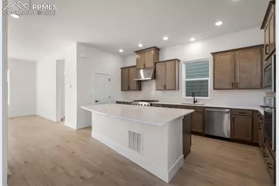 4534 Peak Crest View, Colorado Springs, CO 80918 - Photo 14