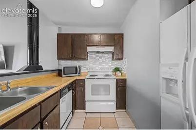 5556 Mansfield Court, Colorado Springs, CO 80918 - Photo 12