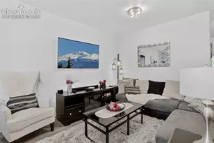 2116 Creekridge Point, Colorado Springs, CO 80910 - Photo 4