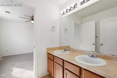 1424 Diamond Rim Drive, Colorado Springs, CO 80921 - Photo 38