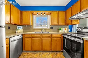 10 S Roosevelt St, Colorado Springs, CO 80910 - Photo 8