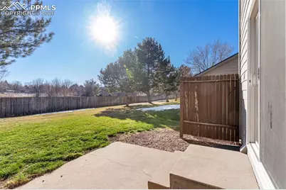 4301 Hunting Meadows Circle, Colorado Springs, CO 80916 - Photo 16