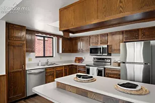 208 Starlite Dr, Pueblo, CO 81005 - Photo 4