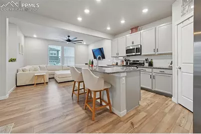 5185 Roundhouse Drive, Colorado Springs, CO 80925 - Photo 2