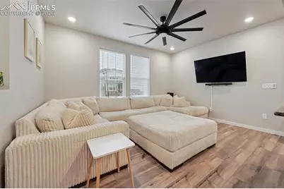 5185 Roundhouse Drive, Colorado Springs, CO 80925 - Photo 10