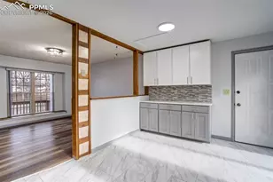 2955 Reuben Dr, Colorado Springs, CO 80918 - Photo 12