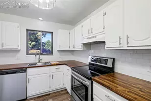 2973 Mesa Rd, Colorado Springs, CO 80904 - Photo 18