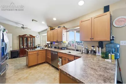 1286 N Ladonia Drive, Pueblo, CO 81007 - Photo 10