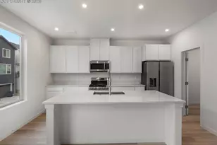 10768 Lewanee Pt, Colorado Springs, CO 80908 - Photo 8