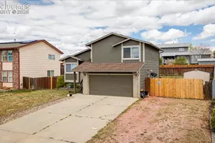 1249 Marsh Hawk Dr, Colorado Springs, CO 80911 - Photo 2