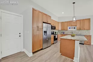 610 E San Gabriel Pl, Colorado Springs, CO 80906 - Photo 4