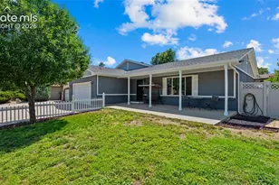 1112 Auburn Dr, Colorado Springs, CO 80909 - Photo 2