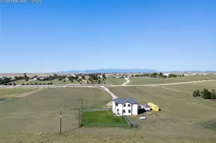 905 Engleby Dr, Colorado Springs, CO 80930 - Photo 2