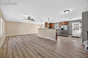 1410 Auburn Dr, Colorado Springs, CO 80909 - Photo 6