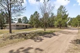 11165 Pine Meadows Rd, Colorado Springs, CO 80908 - Photo 36