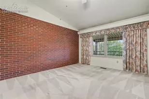 538 Lakewood Cir, Colorado Springs, CO 80910 - Photo 18
