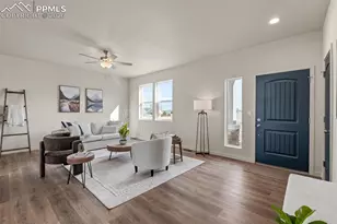 995 E Kirkwood Dr, Pueblo, CO 81007 - Photo 6