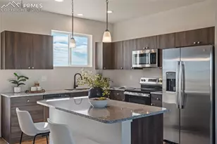 995 E Kirkwood Dr, Pueblo, CO 81007 - Photo 12