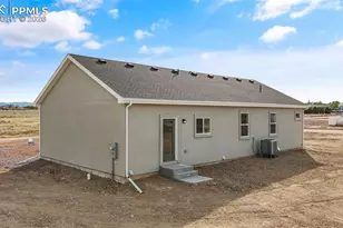 995 E Kirkwood Dr, Pueblo, CO 81007 - Photo 38