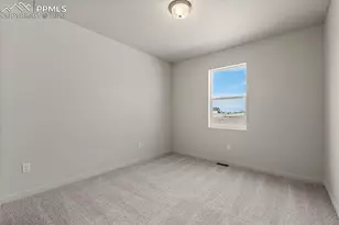 995 E Kirkwood Dr, Pueblo, CO 81007 - Photo 26