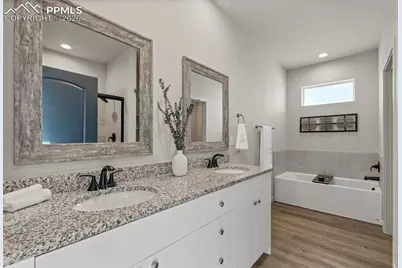 995 E Kirkwood Drive, Pueblo, CO 81007 - Photo 22