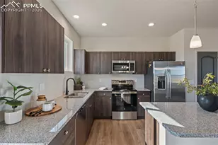 995 E Kirkwood Dr, Pueblo, CO 81007 - Photo 10