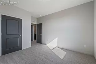 995 E Kirkwood Dr, Pueblo, CO 81007 - Photo 20