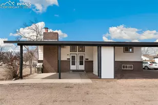 1512 E Monument St, Colorado Springs, CO 80909 - Photo 1
