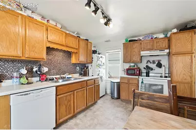 1512 E Monument Street, Colorado Springs, CO 80909 - Photo 36