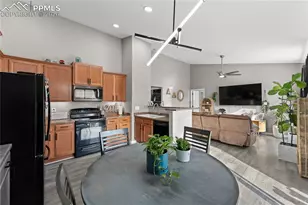 7627 Loopout Grove, Peyton, CO 80831 - Photo 14