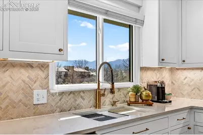 1871 Brookwood Drive, Colorado Springs, CO 80918 - Photo 10