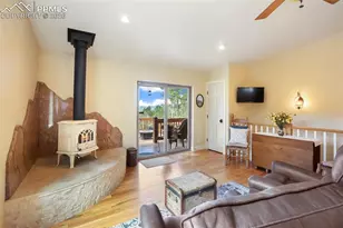 185 Wildcat Creek Dr, Florissant, CO 80816 - Photo 10