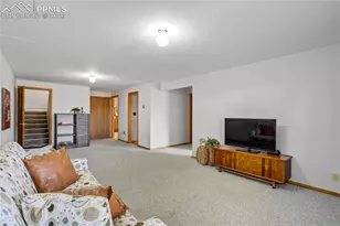 5205 Copper Dr, Colorado Springs, CO 80918 - Photo 28