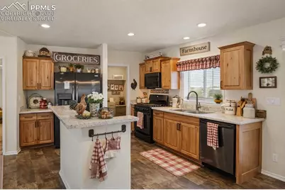 7243 Halex Grove, Colorado Springs, CO 80928 - Photo 4