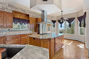 449 S Siesta Ln, Pueblo, CO 81007 - Photo 6