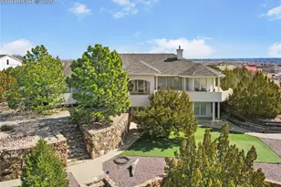 449 S Siesta Ln, Pueblo, CO 81007 - Photo 4