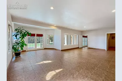 449 S Siesta Lane, Pueblo, CO 81007 - Photo 36