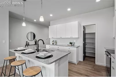 380 S Ashford Drive, Pueblo, CO 81007 - Photo 8