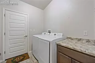 946 E Walden Dr, Pueblo West, CO 81007 - Photo 26