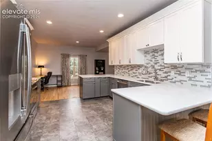 1123 Westmoreland Rd, Colorado Springs, CO 80907 - Photo 8