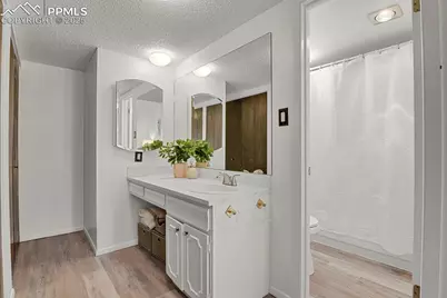 1006 Fontmore Road #D, Colorado Springs, CO 80904 - Photo 18