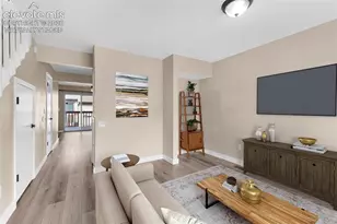 5561 Dunbar Ct, Colorado Springs, CO 80918 - Photo 4