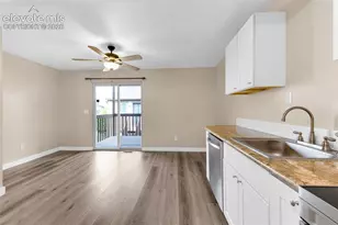 5561 Dunbar Ct, Colorado Springs, CO 80918 - Photo 10