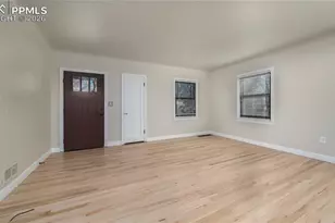 814 Custer Ave, Colorado Springs, CO 80903 - Photo 2