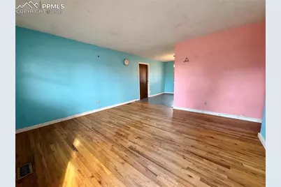 1805 Couch Place, Colorado Springs, CO 80911 - Photo 2