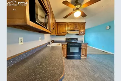 1805 Couch Place, Colorado Springs, CO 80911 - Photo 10