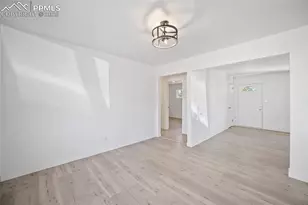 422 Hackberry Dr, Colorado Springs, CO 80911 - Photo 14