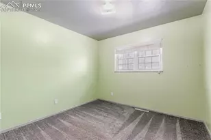 914 Arrawanna St, Colorado Springs, CO 80909 - Photo 16