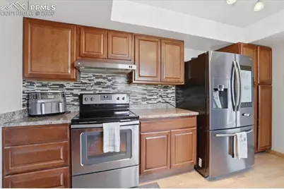 2918 Flintridge Square, Colorado Springs, CO 80918 - Photo 16